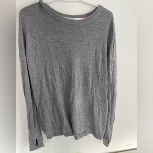 Size 8 Lululemon sweater. Great condition.